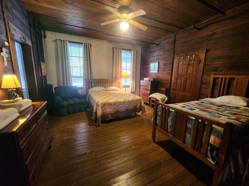 Inn bedroom